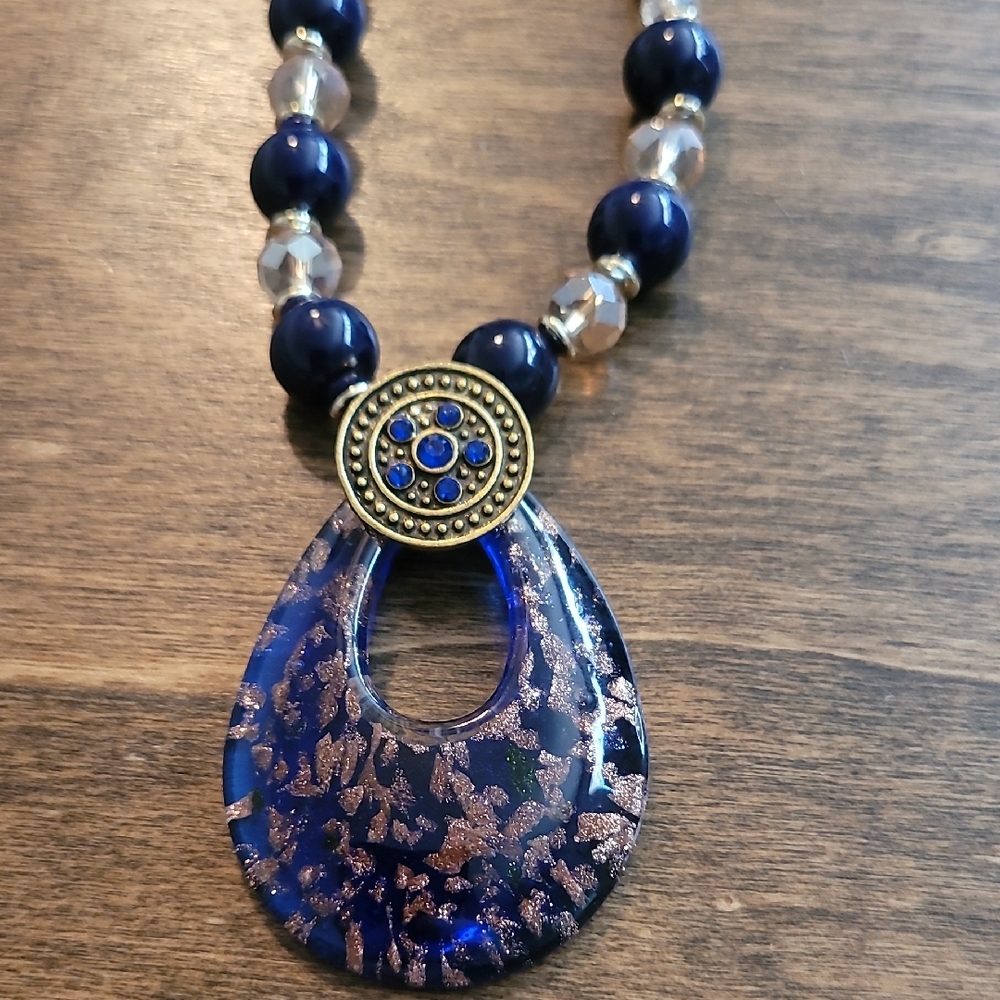 Elegant Blue and Gold Glass Pendant Necklace